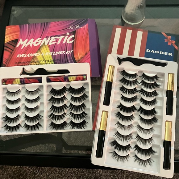 Lashes - Picture 2 of 2